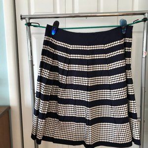 Talbot's Women Skirt Size 20 Blue/White Dots